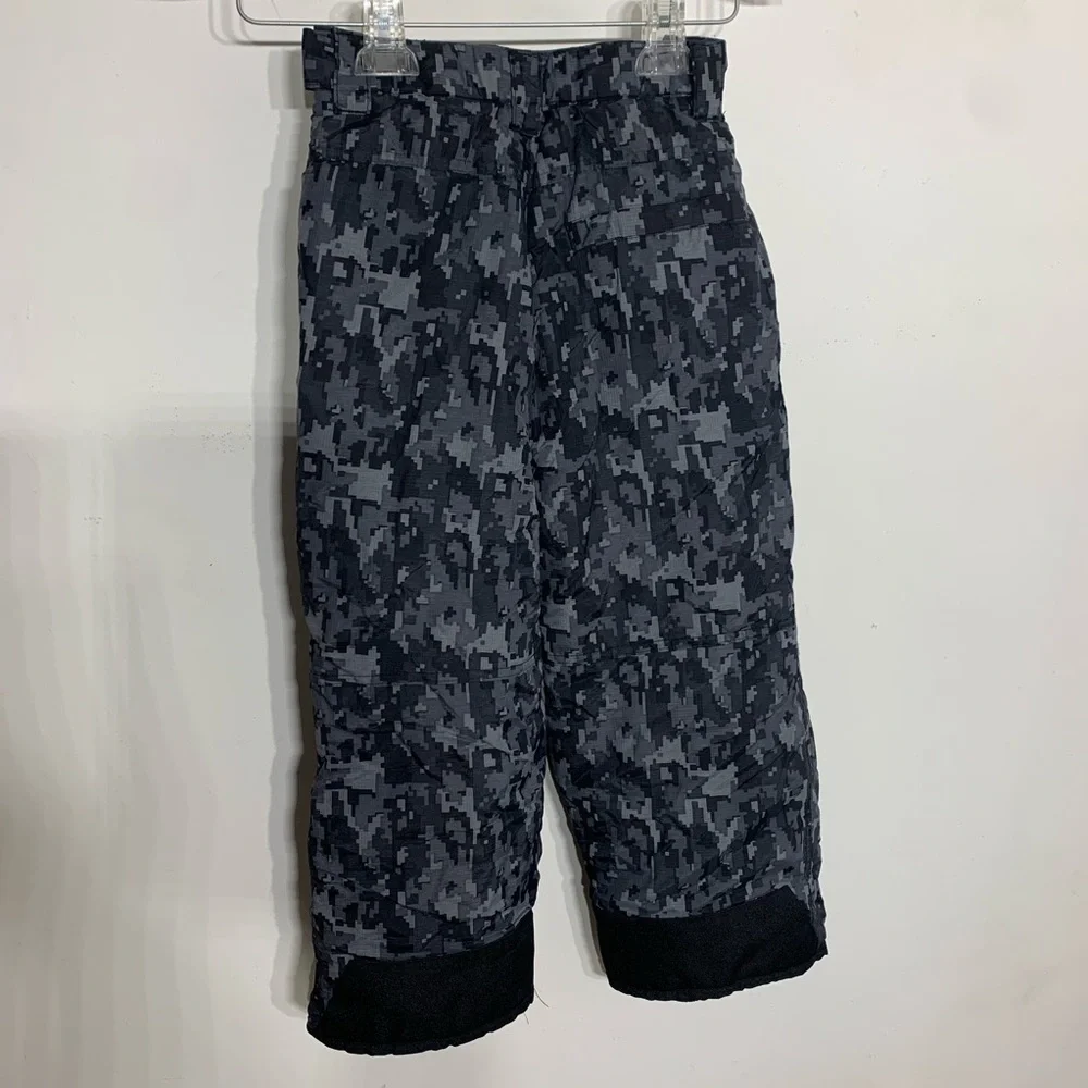 Cherokee digital camo print gray snow pant kids xs winter sports outerwear